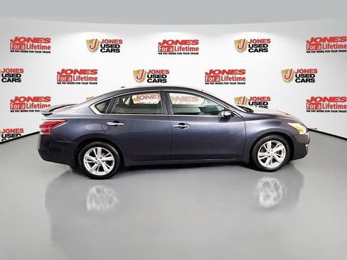 Used 2013 Nissan Altima 2.5 SL w/ Technology Pkg FWD image 18