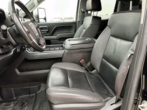 Used 2015 GMC Sierra 2500 SLT w/ All-Terrain HD Package image 20