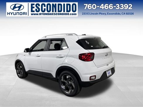 New 2026 Hyundai Venue SEL image 3