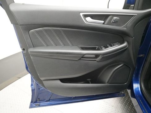 Used 2015 Ford Edge Sport w/ Equipment Group 401A AWD/4WD image 29