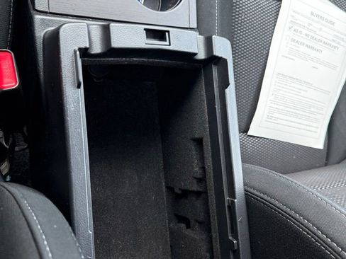 Used 2015 Subaru Outback 2.5i Premium image 10