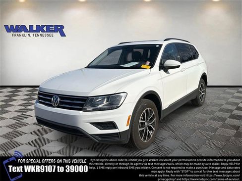 Used 2021 Volkswagen Tiguan SE w/ Panoramic Sunroof Package image 1