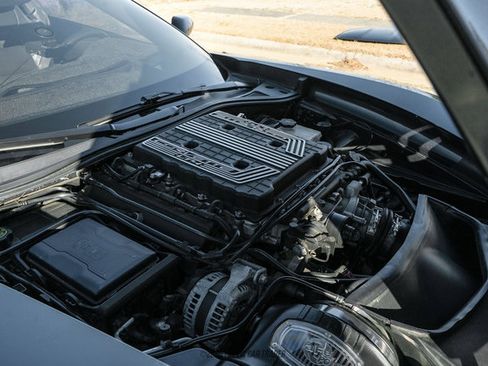 Used 2019 Chevrolet Corvette Z06 RWD image 17
