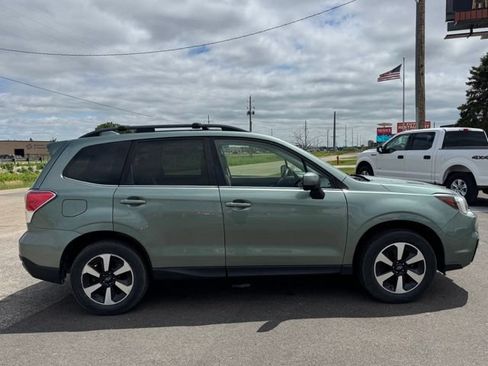 Used 2018 Subaru Forester 2.5i Limited AWD/4WD image 38