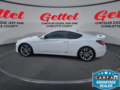 Used 2014 Hyundai Genesis 3.8 image 6