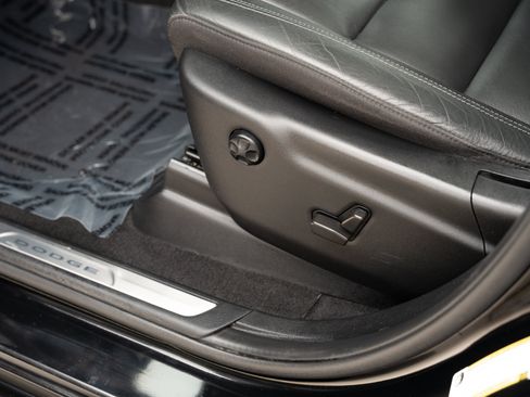 Used 2021 Dodge Durango GT AWD/4WD image 16