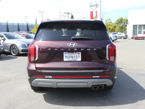 Used 2023 Hyundai Palisade Limited w/ Cargo Package FWD image 8
