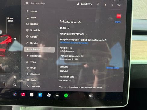 Used 2023 Tesla Model 3 Standard Range image 40