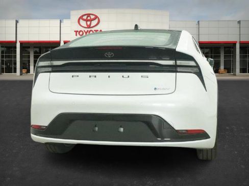 New 2026 Toyota Prius Plug-In Hybrid image 21