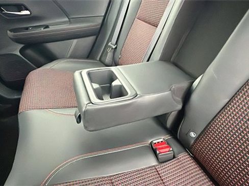 New 2025 Nissan Kicks SR w/ Illumination Package image 18