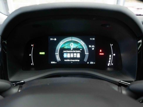 Used 2025 Toyota Camry LE image 16