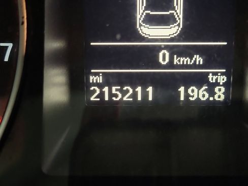 Used 2013 Volkswagen CC Sport Plus image 23