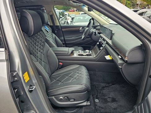 New 2026 Genesis GV80 3.5T Prestige image 32