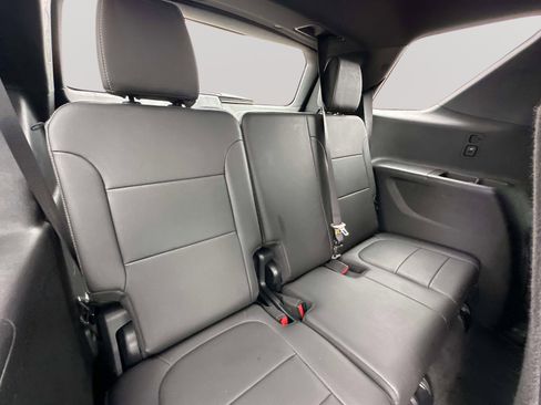 Certified 2023 Chevrolet Traverse LT image 37