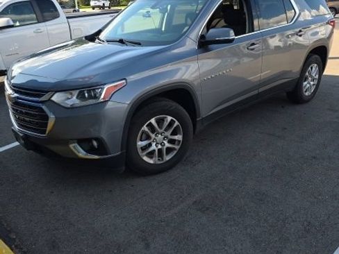 Used 2019 Chevrolet Traverse LT AWD/4WD image 1