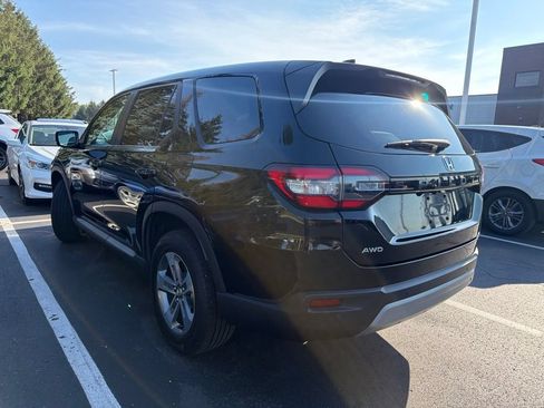 Used 2023 Honda Pilot EX-L image 2