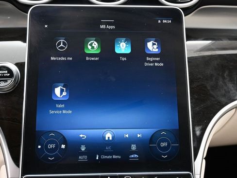 Used 2023 Mercedes-Benz GLC 300 image 21