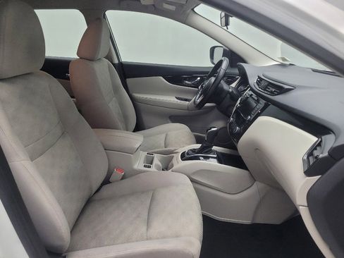 Used 2020 Nissan Rogue Sport SV w/ All-Weather Package FWD image 21