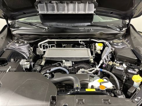 Used 2022 Subaru Ascent Limited w/ Technology Package image 9