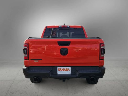 Used 2021 RAM 1500 Big Horn w/ Built-to-serve Edition image 8