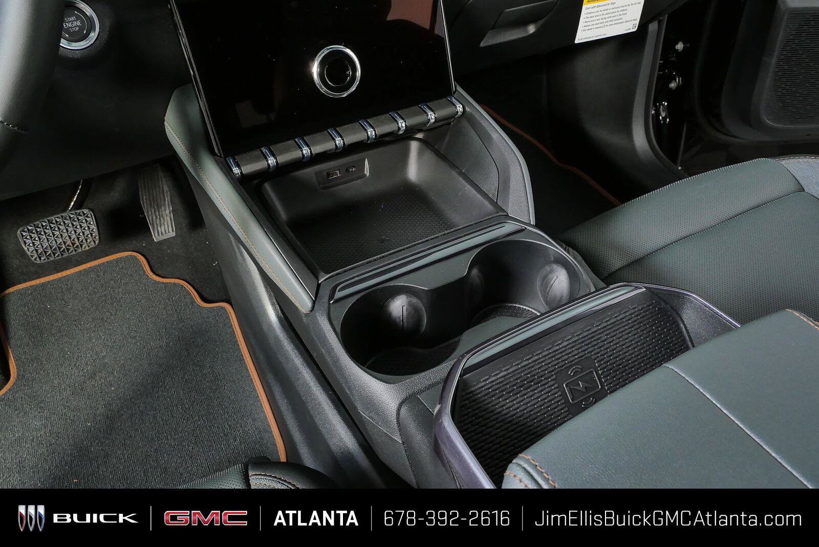 New 2027 GMC Terrain AT4 w/ Convenience Package III AWD/4WD image 16