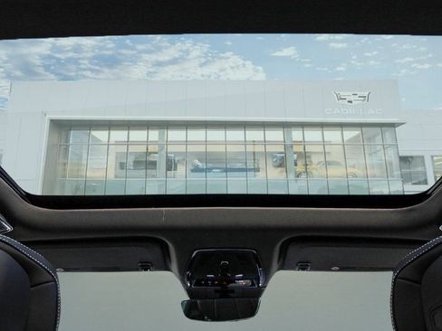 Certified 2025 Cadillac Optiq Sport 1 AWD/4WD image 12