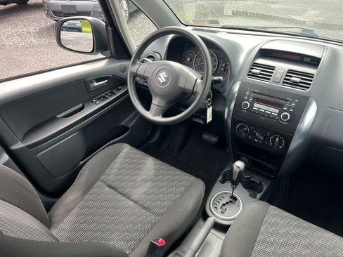 Used 2008 Suzuki SX4 AWD Hatchback image 22