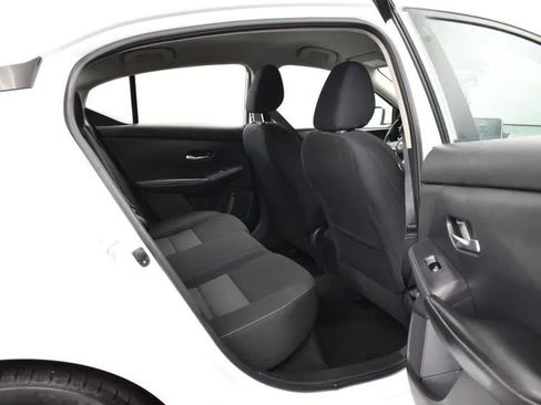 Used 2023 Nissan Sentra SV image 17