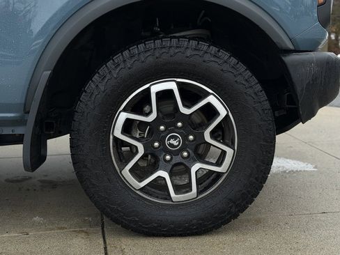 Used 2023 Ford Bronco 4-Door image 9