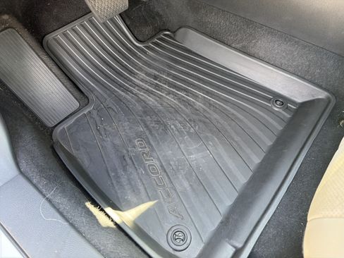 Used 2020 Honda Accord EX-L image 17