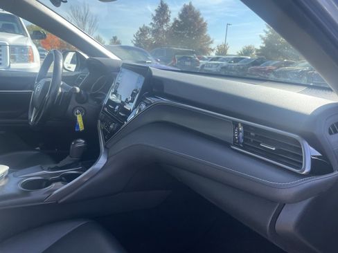 Used 2021 Toyota Camry SE image 27
