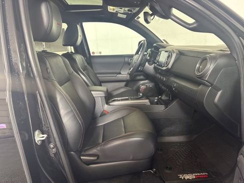 Used 2023 Toyota Tacoma TRD Pro image 4
