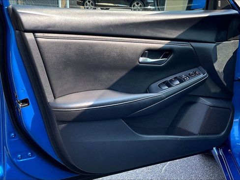 Used 2023 Nissan Sentra SV FWD image 9
