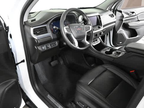 Used 2022 GMC Acadia SLT w/ Technology Package image 21