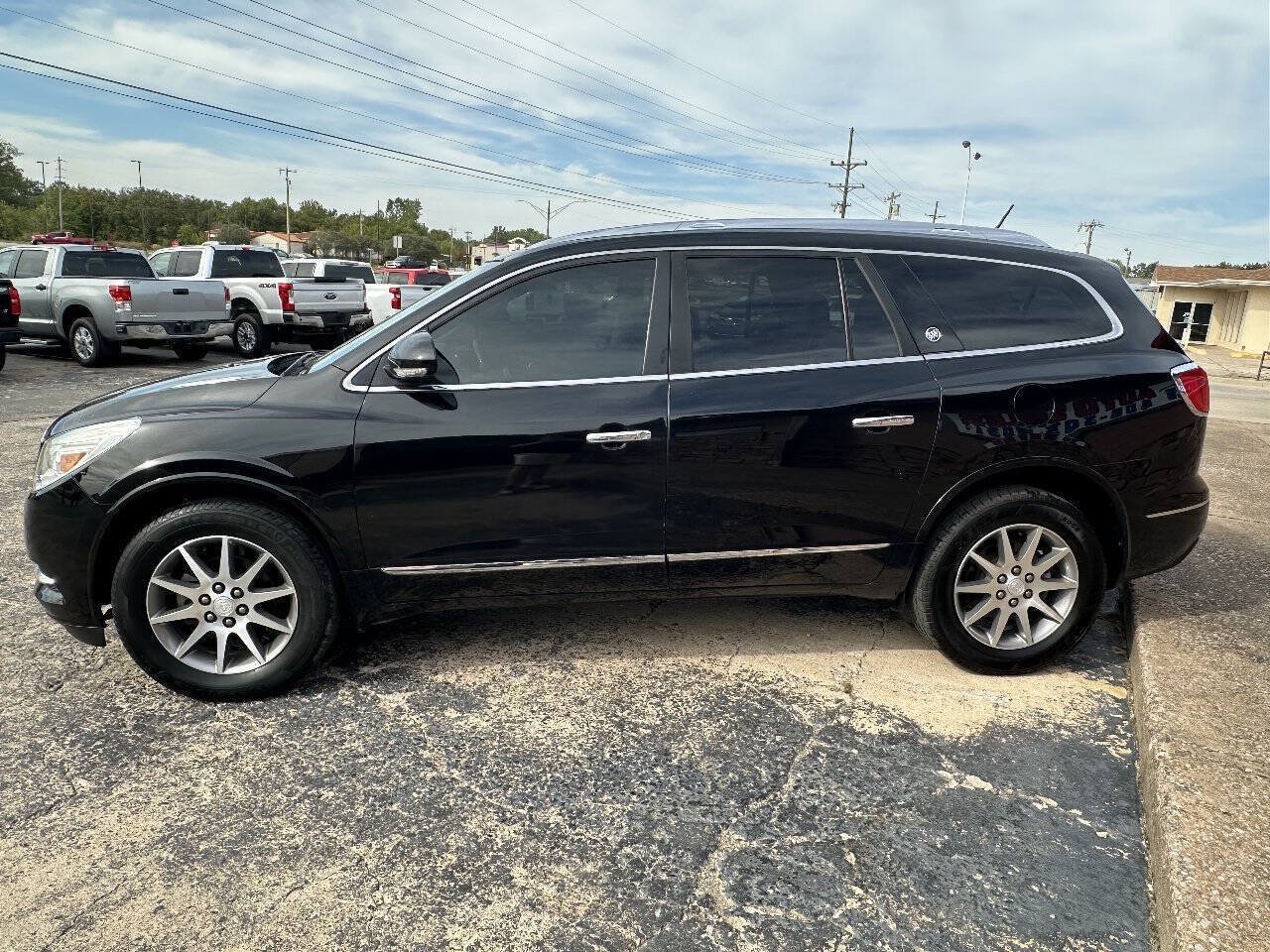 Used 2017 Buick Enclave Leather AWD/4WD image 5