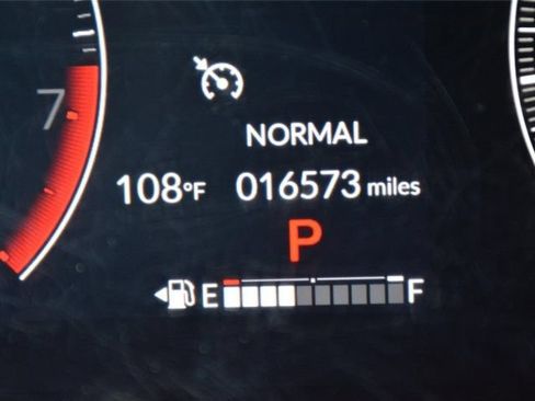 Used 2024 Honda HR-V LX image 24