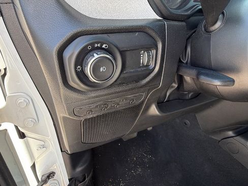 Used 2024 Jeep Wrangler Unlimited Sport AWD/4WD image 25