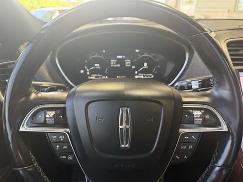 Used 2020 Lincoln Nautilus Reserve w/ Equipment Group 202A AWD/4WD image 22