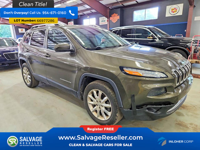 Used 2015 Jeep Cherokee Limited w/ Luxury Group AWD/4WD image 5