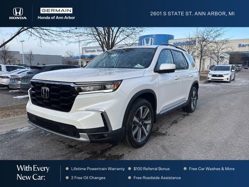 Certified 2025 Honda Pilot Elite image 1