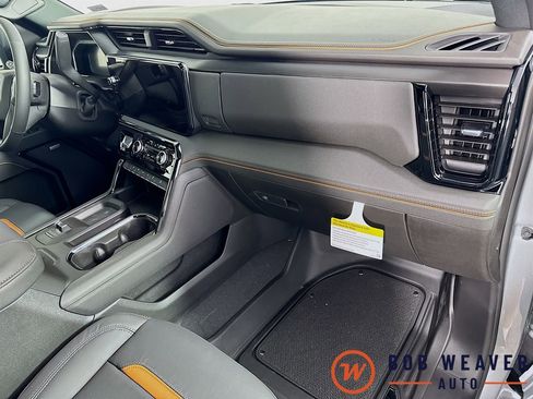 New 2026 GMC Sierra 2500 AT4 w/ AT4 Premium Plus Package AWD/4WD image 36