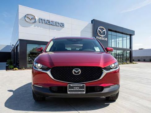 Certified 2025 MAZDA CX-30 AWD 2.5 S w/ Preferred Package image 2