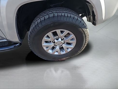 Used 2019 Toyota Tacoma SR5 image 16