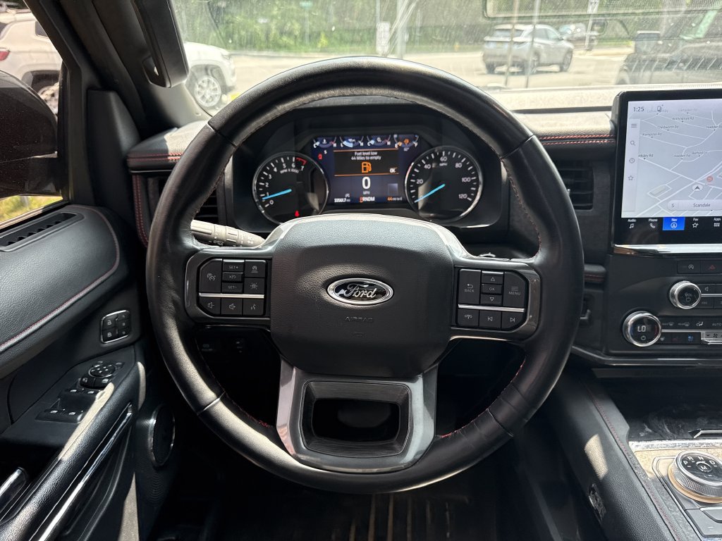 Used 2022 Ford Expedition Limited AWD/4WD image 15