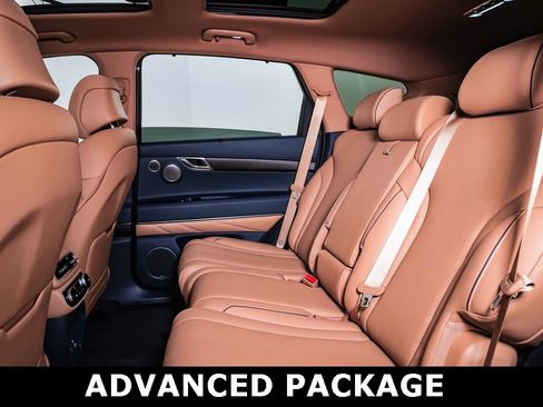 Used 2024 Genesis GV80 3.5T w/ Advanced Package image 17