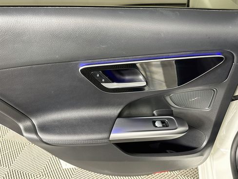 Used 2024 Mercedes-Benz C 300 Sedan image 23