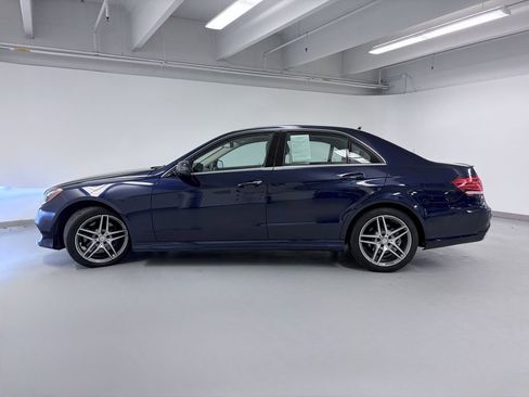 Used 2016 Mercedes-Benz E 350 4MATIC Sedan image 4