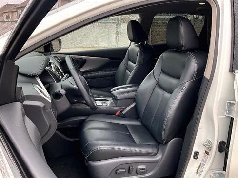 Used 2024 Nissan Murano SV w/ SV Midnight Edition Package image 8