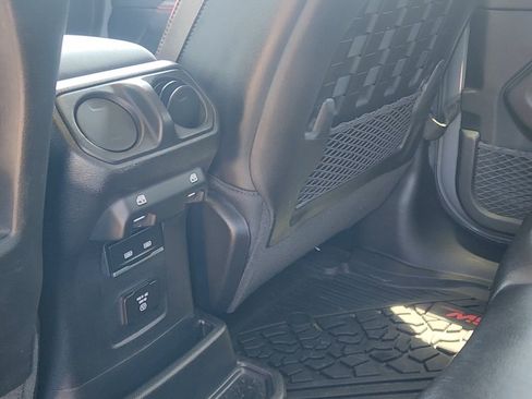 Used 2021 Jeep Wrangler Unlimited Rubicon AWD/4WD image 26