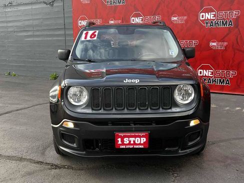 Used 2016 Jeep Renegade Sport w/ Power & Air Group FWD image 2